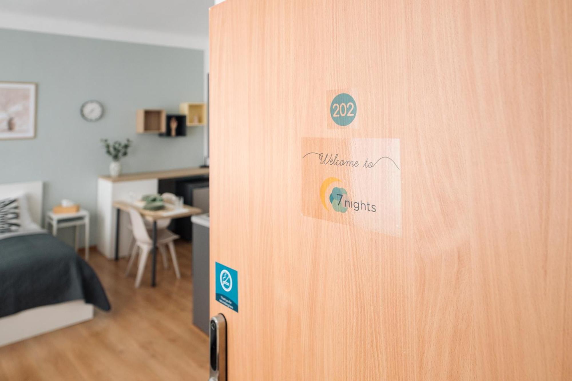 7 Nights Apartments Dominikanske N. Brno Dış mekan fotoğraf