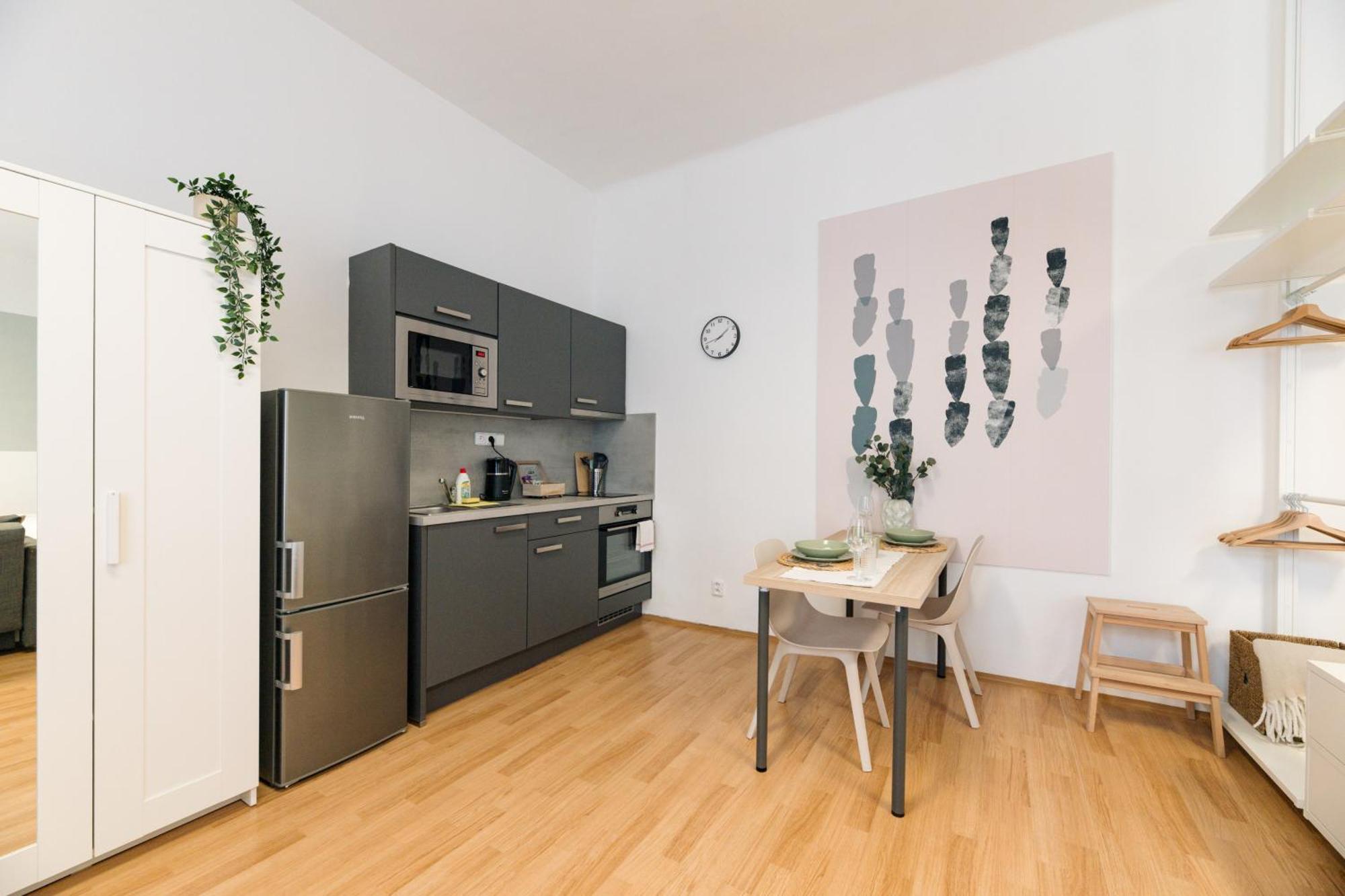 7 Nights Apartments Dominikanske N. Brno Dış mekan fotoğraf