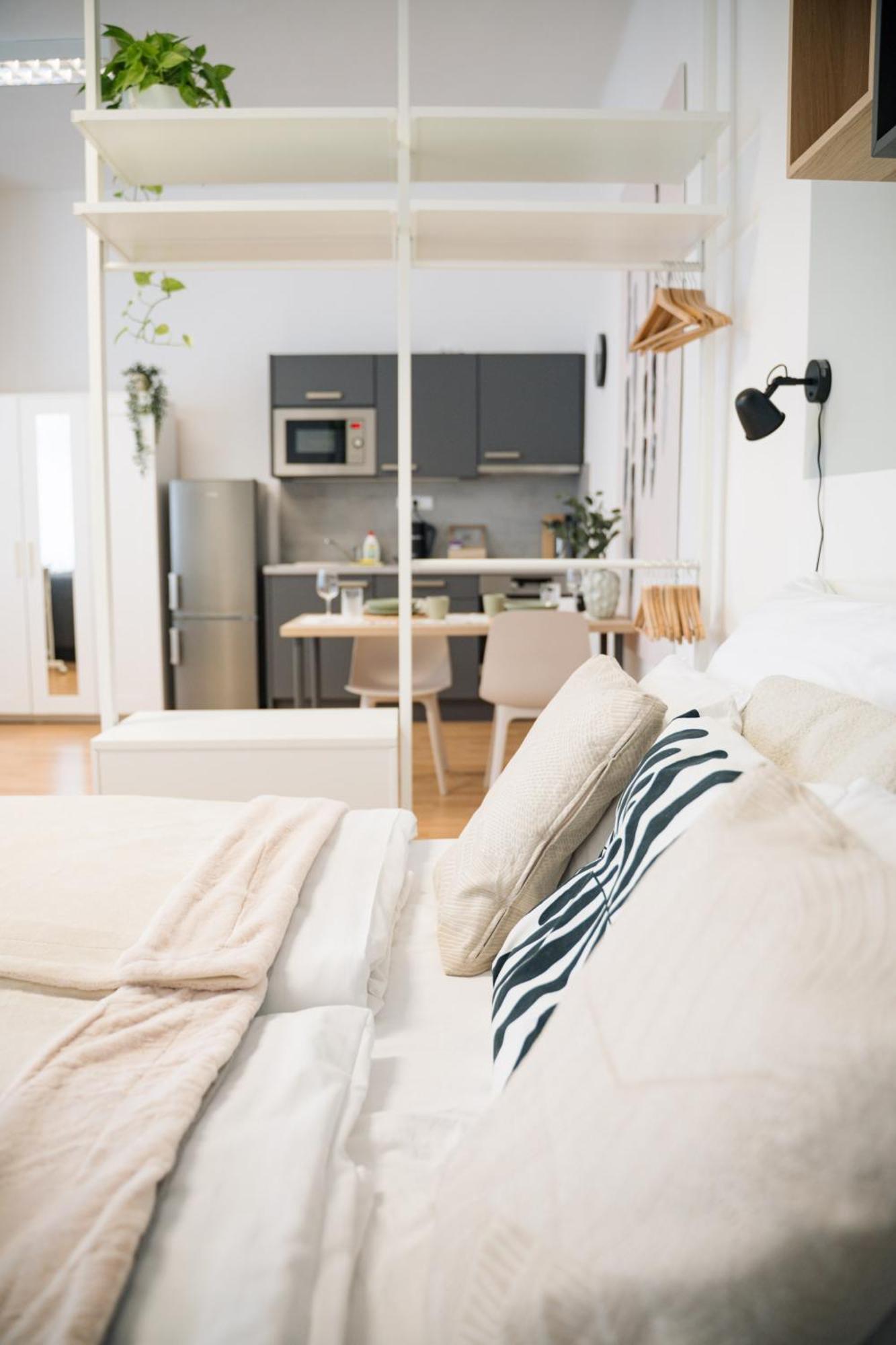 7 Nights Apartments Dominikanske N. Brno Dış mekan fotoğraf
